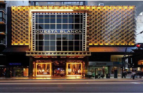 庐山市门头设计与商业空间的纽带。